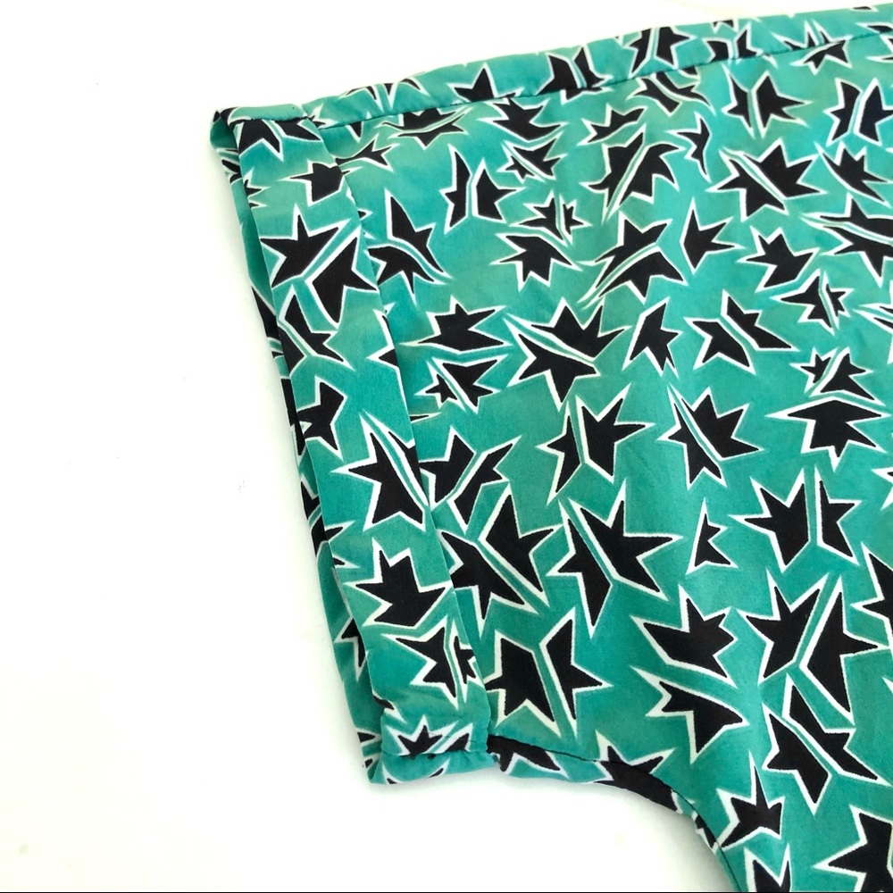 Geometric Pattern Top - S/M - Picture 6 of 9